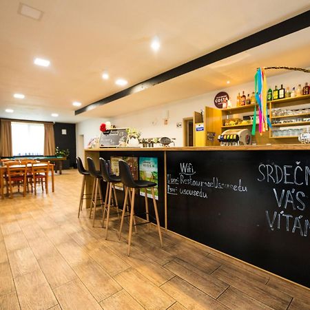 Penzion A Restaurace U Sousedu Strazny Dış mekan fotoğraf