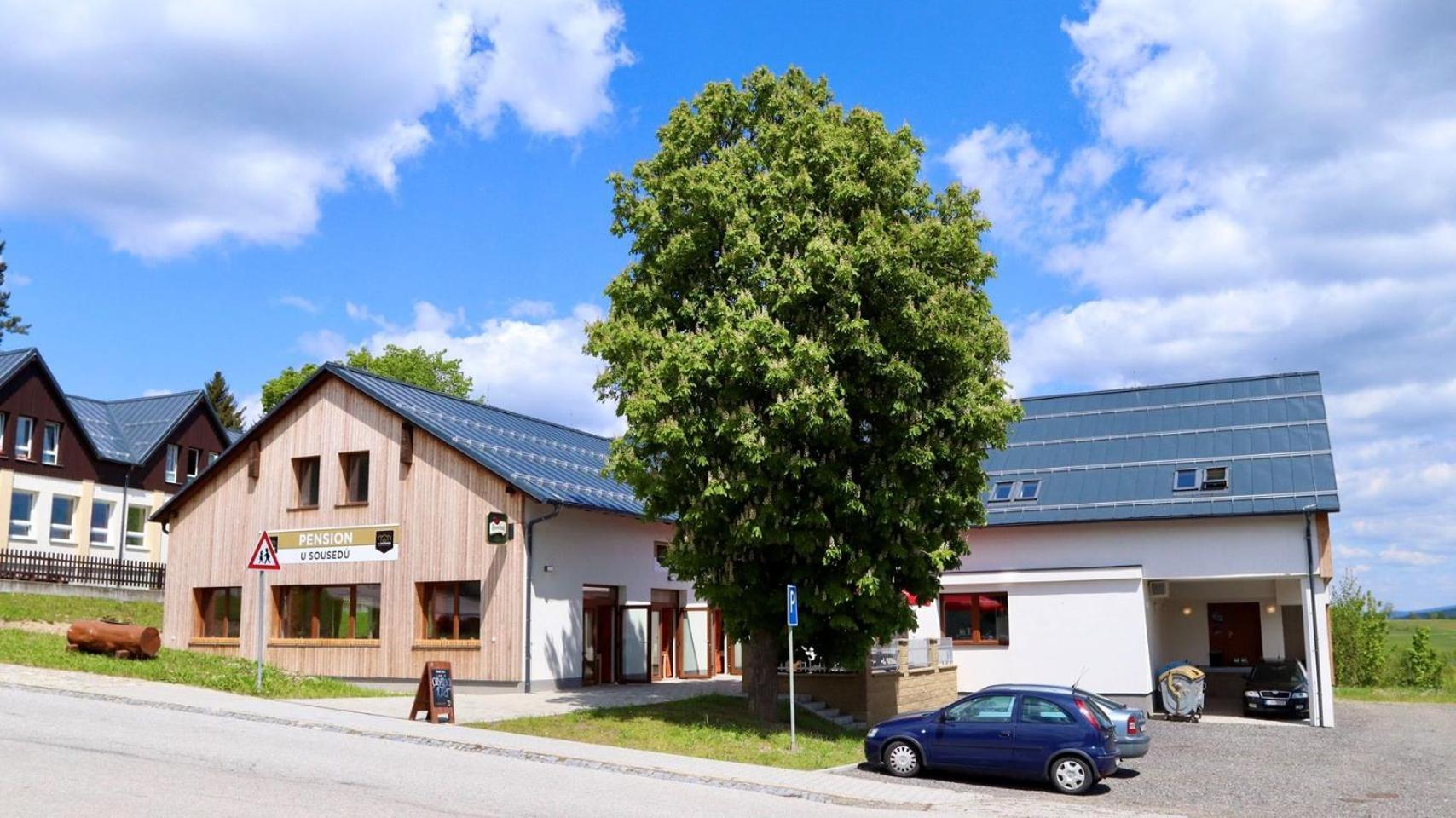 Penzion A Restaurace U Sousedu Strazny Dış mekan fotoğraf