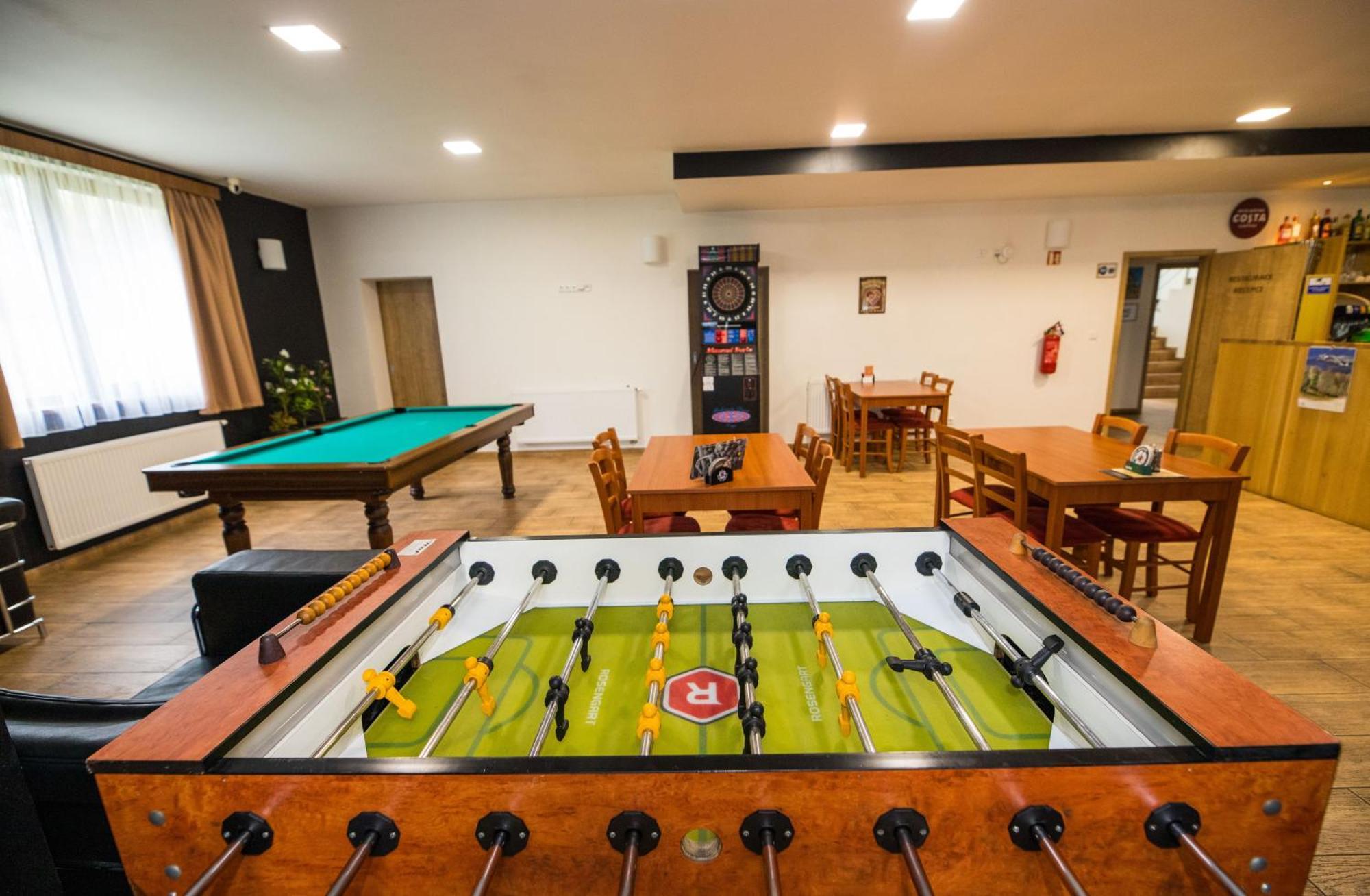 Penzion A Restaurace U Sousedu Strazny Dış mekan fotoğraf